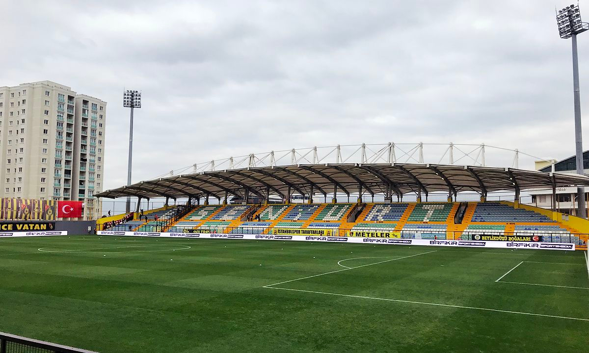 Esenyurt Necmi Kadıoğlu Stadyumu
